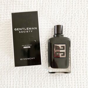 Givenchy Gentlemen Society Extreme Eau de Parfum 3.3 oz